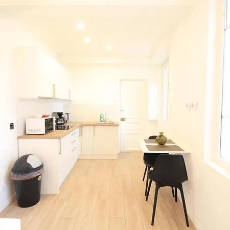 Disponible - Appartement Entier - Matelas Emma - Rer B Laplace, 5Mn Paris - 2 Pers - Parking Rue Gratuit - Tout Equipe - Rdc - 1 Arcueil Exterior photo